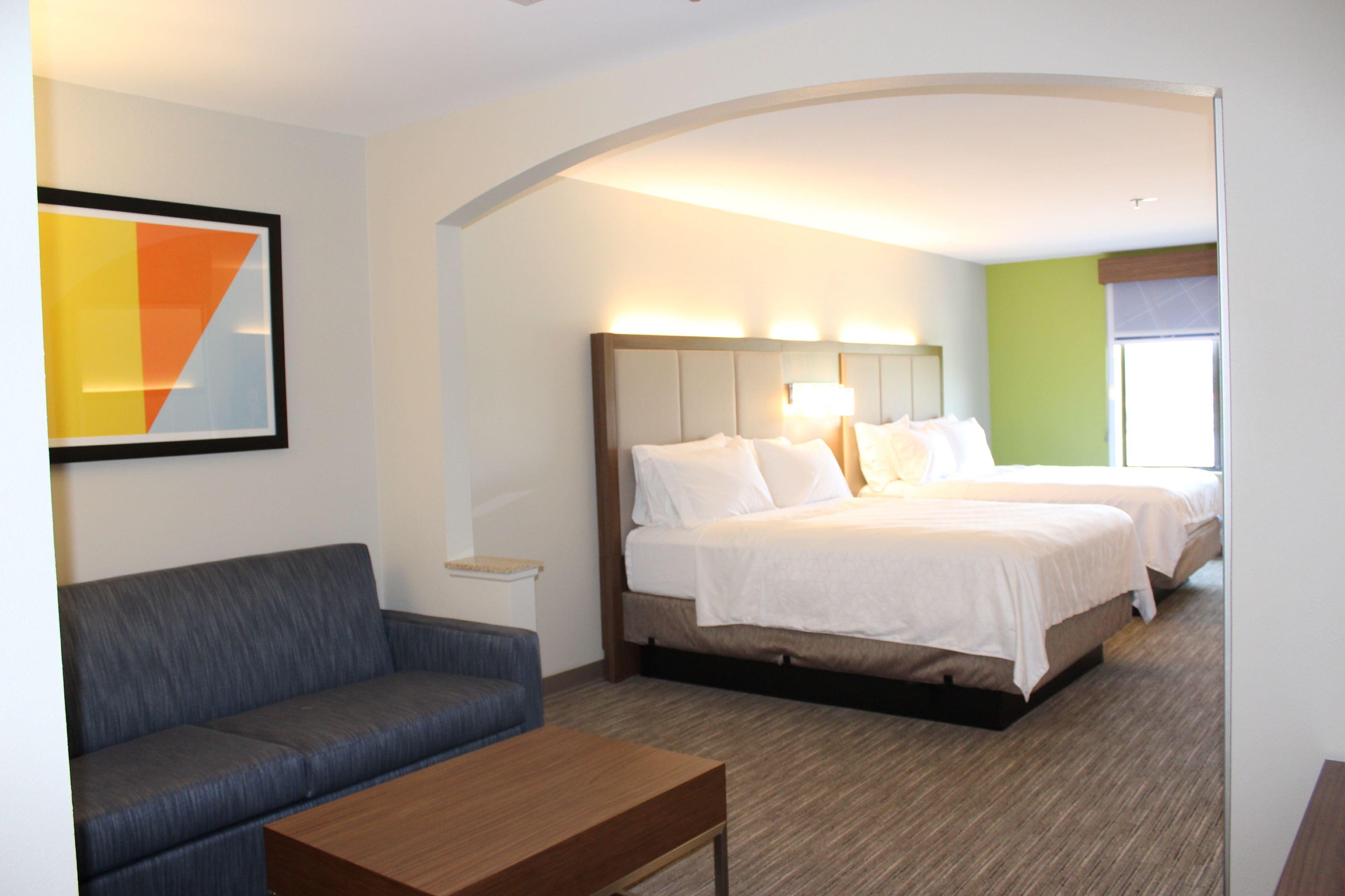 Holiday Inn Express Forest City By Ihg Exterior foto
